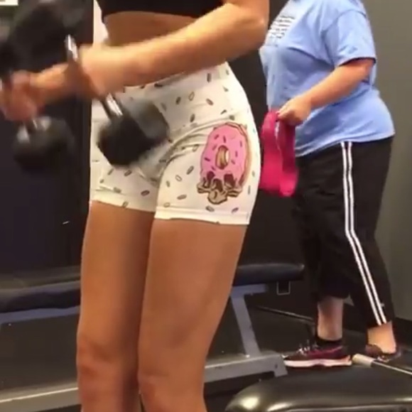 ISO: BEAST WORX LARGE - Picture 1 of 1